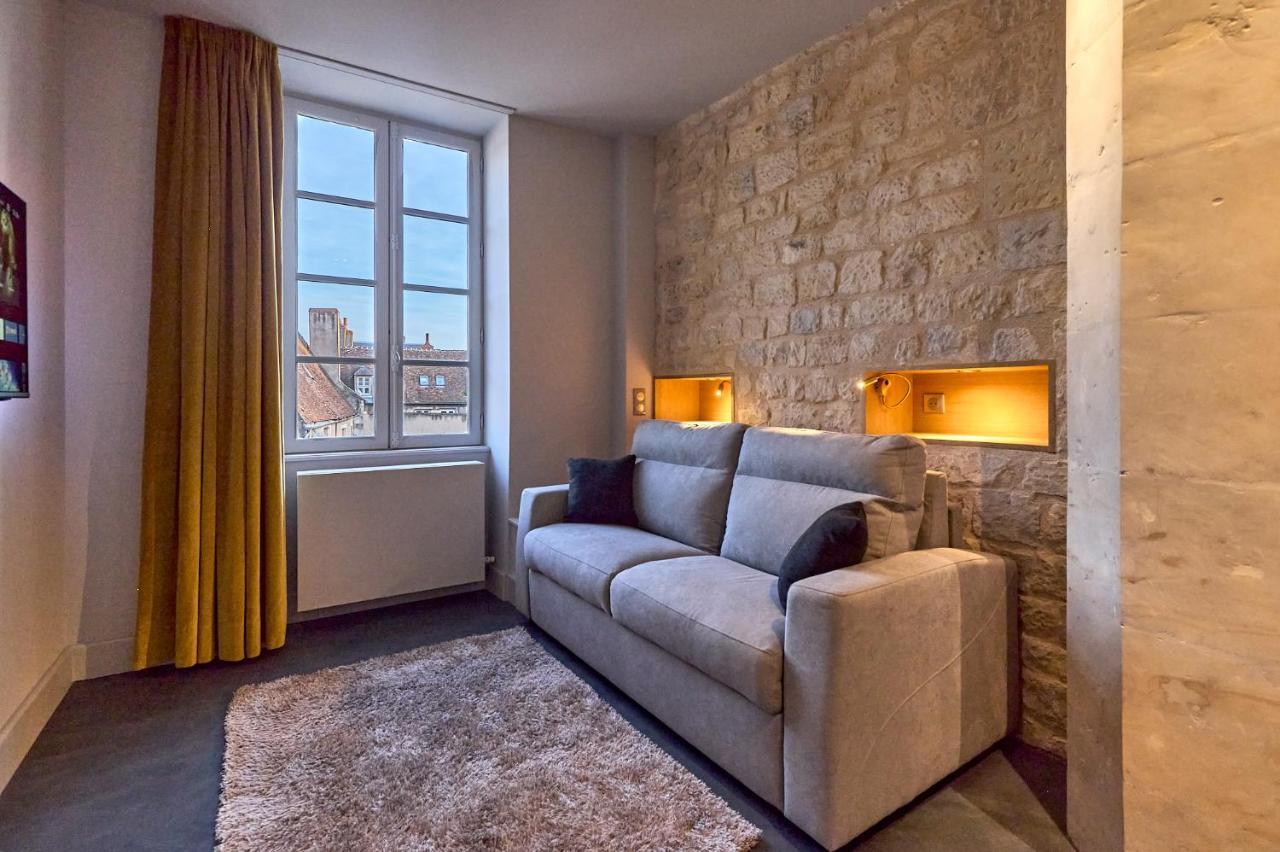 Appartement Montagnon - Les Suites Du Palais - Classe 4 Etoiles, Parking Prive, Vue Cathedrale, 3 Chambres, Primo C0Nciergerie Nevers Exteriör bild