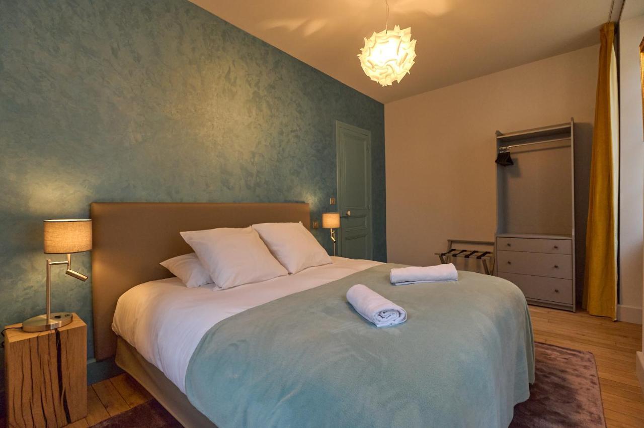 Appartement Montagnon - Les Suites Du Palais - Classe 4 Etoiles, Parking Prive, Vue Cathedrale, 3 Chambres, Primo C0Nciergerie Nevers Exteriör bild