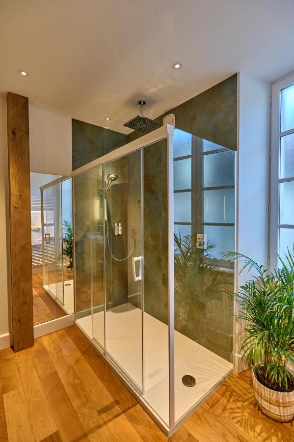 Appartement Montagnon - Les Suites Du Palais - Classe 4 Etoiles, Parking Prive, Vue Cathedrale, 3 Chambres, Primo C0Nciergerie Nevers Exteriör bild