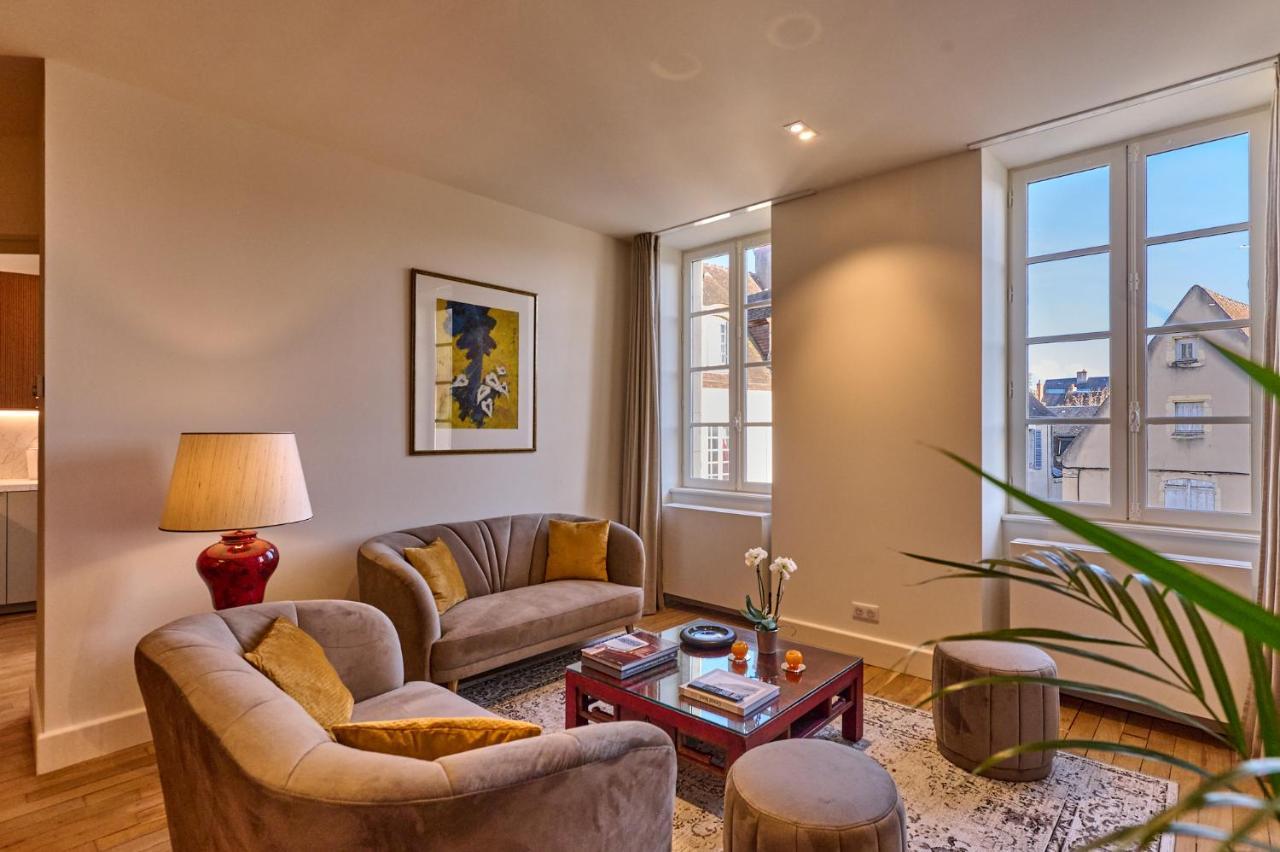 Appartement Montagnon - Les Suites Du Palais - Classe 4 Etoiles, Parking Prive, Vue Cathedrale, 3 Chambres, Primo C0Nciergerie Nevers Exteriör bild