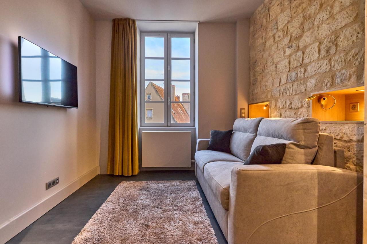 Appartement Montagnon - Les Suites Du Palais - Classe 4 Etoiles, Parking Prive, Vue Cathedrale, 3 Chambres, Primo C0Nciergerie Nevers Exteriör bild